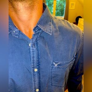 American eagle athletic fit XL/TG button down.